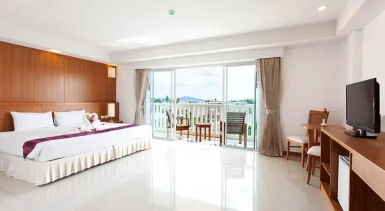 Deluxe Oda, Kısmi Deniz Manzaralı