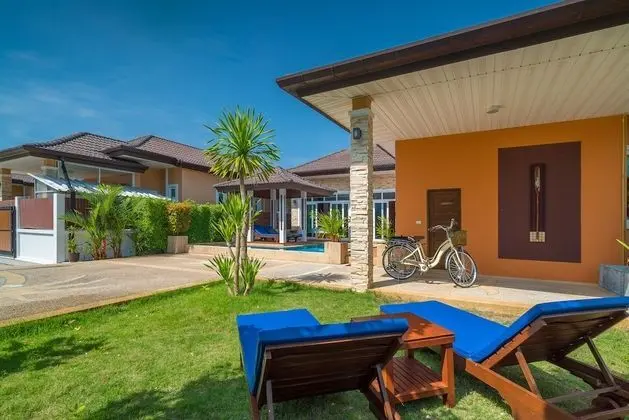 3 Bedroom Pool Villa with Garden