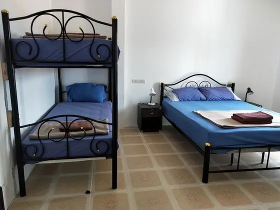 Apartment for 7 Adults with Private Bathroom