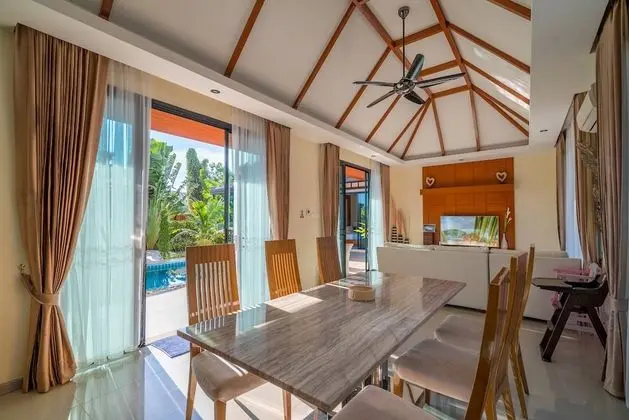 4 Bedroom Pool Villa