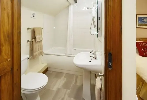 Giltsbur- 3 Bedroom Cottage