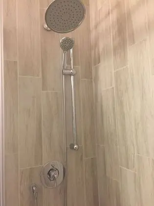 Standard Oda, 2 Büyük (Queen) Boy Yatak