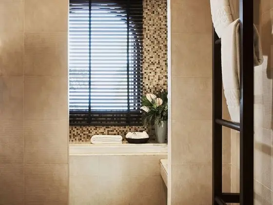 Pond Room