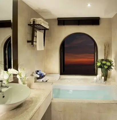 Pond Room