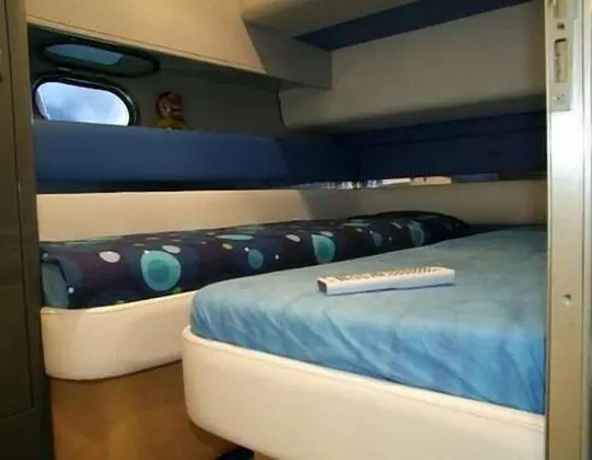 Süit, Deniz Üstü (Yacht)