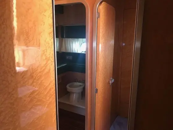 Süit, Deniz Üstü (Yacht)