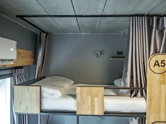 Mixed Dormitory Room for 6 Persons