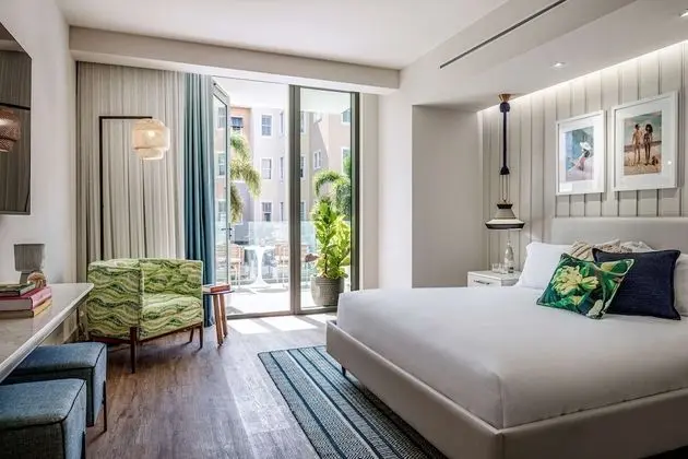 Deluxe Oda, 1 En Büyük (King) Boy Yatak, Balkon
