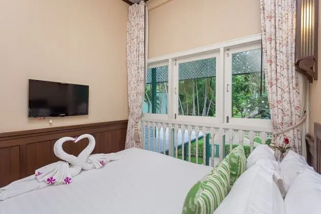 Deluxe Tek Büyük Yataklı Oda, Bahçe Manzaralı