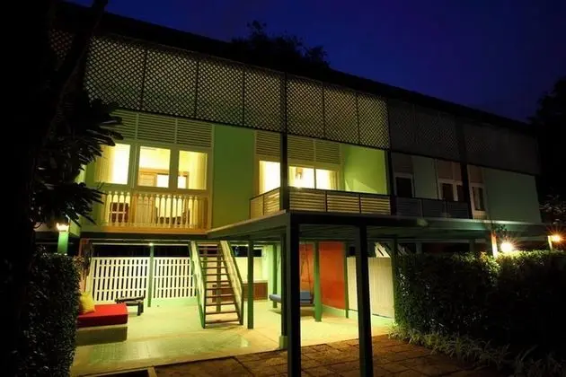 Tek Büyük Yataklı Oda (Wooden Row House)