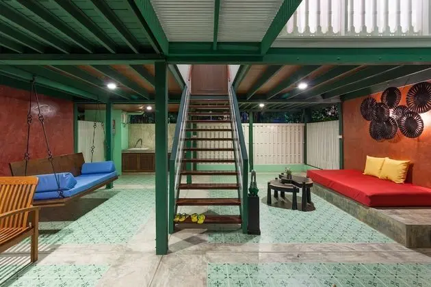 Tek Büyük Yataklı Oda (Wooden Row House)