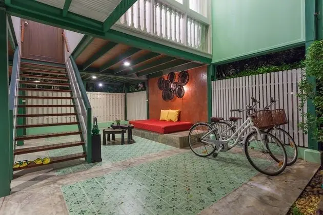 Tek Büyük Yataklı Oda (Wooden Row House)