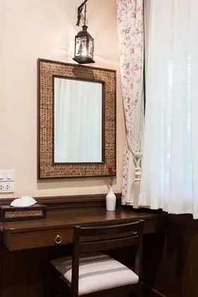 Tek Büyük Yataklı Oda (Wooden Row House)