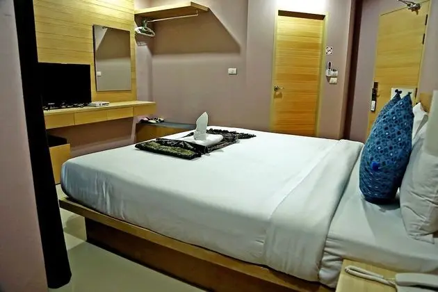 Standard Tek Büyük Yataklı Oda