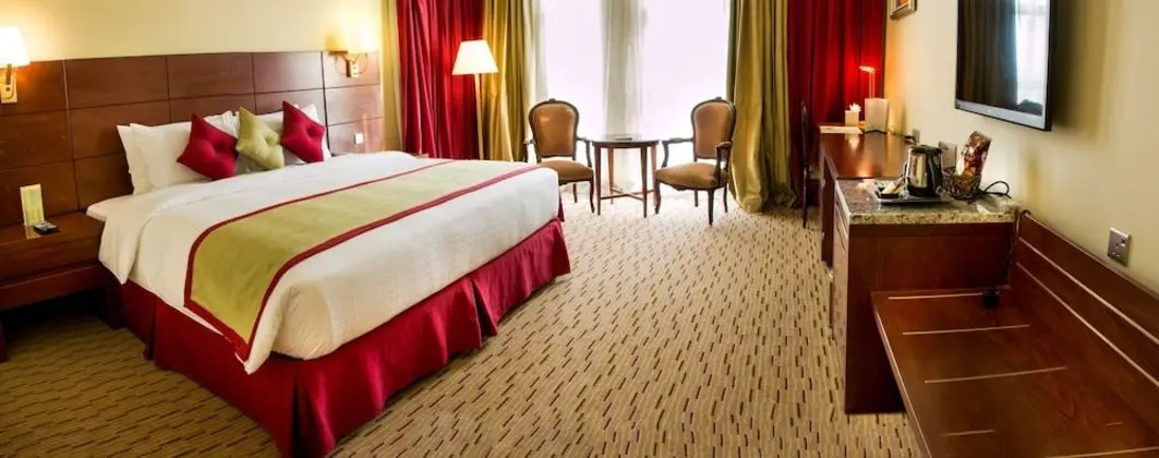 Deluxe Tek Büyük Yataklı Oda