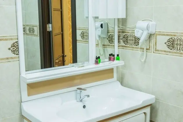 Standard Tek Büyük Yataklı Oda