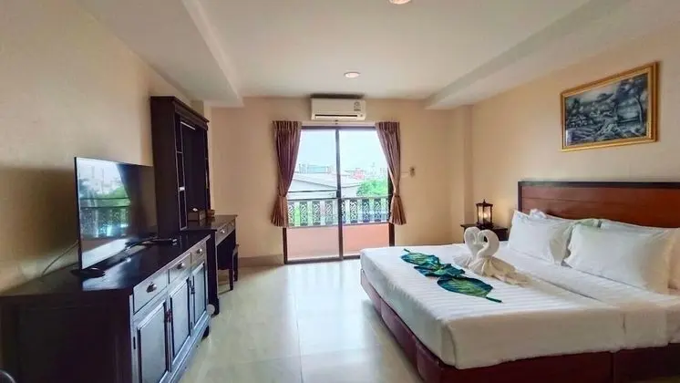 Deluxe Tek Büyük Yataklı Oda