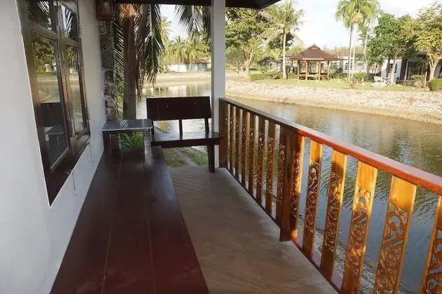 Romantic Villa, 4 Yatak Odası, Nehir Manzaralı (Pool)
