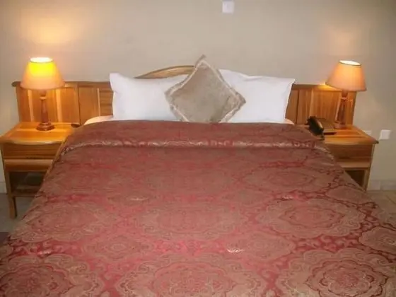 Deluxe Oda, 1 Büyük (Queen) Boy Yatak