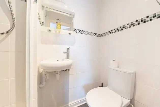 Comfort Üç Kişilik Oda, Banyolu/Duşlu