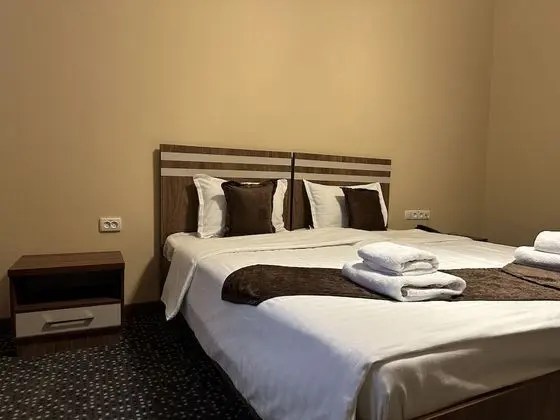 Comfort Tek Büyük Yataklı Oda