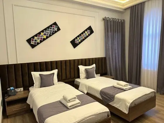 Deluxe Tek Büyük Yataklı Oda