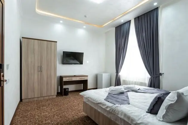 Tek Büyük Yataklı Oda