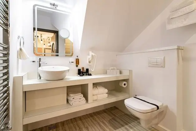 Amyntas Standard Double Room