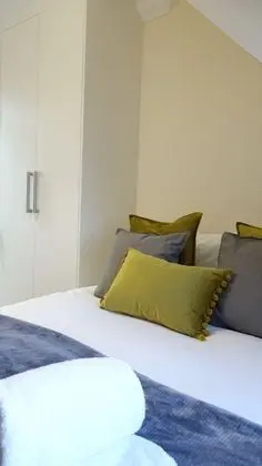 Deluxe Tek Büyük Yataklı Oda (1)