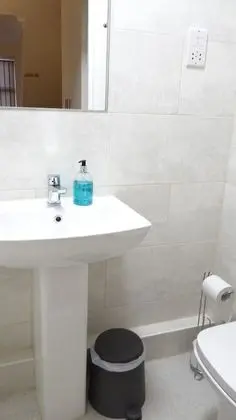 Deluxe Tek Büyük Yataklı Oda (1)