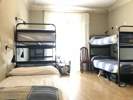 Ortak Ranzalı Oda, Özel Banyo (1 bed in a 6-Bed Dormitory Room)