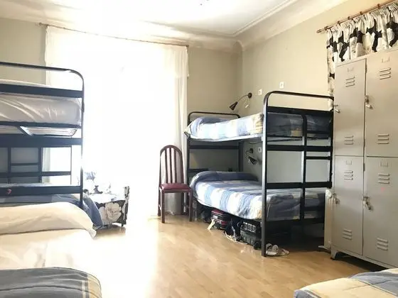 Ortak Ranzalı Oda, Özel Banyo (1 bed in a 6-Bed Dormitory Room)