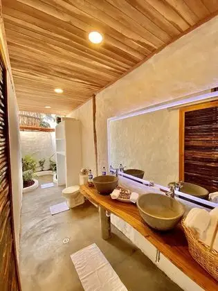 King Suite with Infinity Pool View