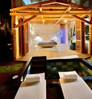 King Suite with Private Pool