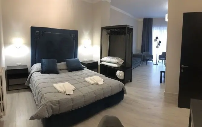 Apart Daire, 1 Büyük (Queen) Boy Yatak ve Çekyat