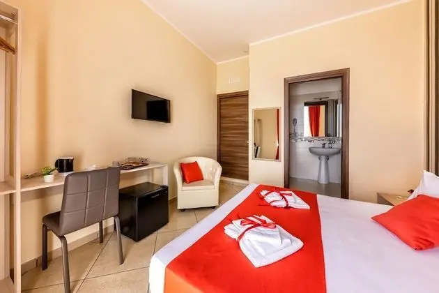 Panoramic Tek Büyük Yataklı Oda