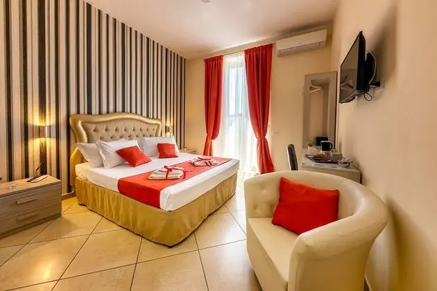 Panoramic Tek Büyük Yataklı Oda