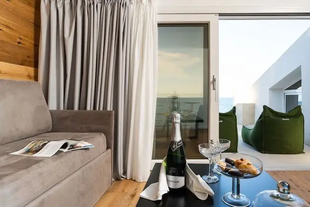 Junior Çatı Katı Süiti (Penthouse), Deniz Manzaralı