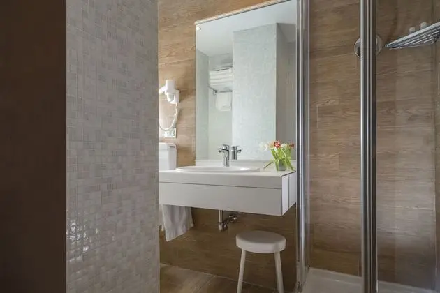 Executive Tek Büyük veya İki Ayrı Yataklı Oda