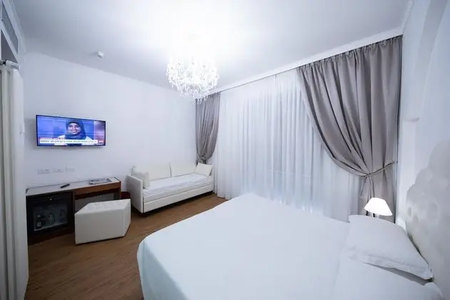 Junior Süit, Sigara İçilmez