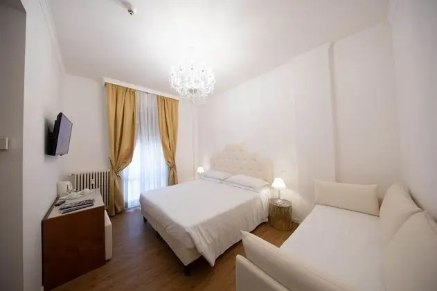 Junior Süit, Sigara İçilmez