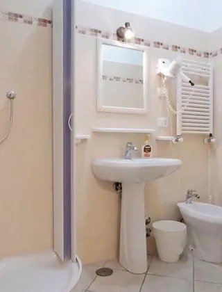 Classic Tek Büyük veya İki Ayrı Yataklı Oda