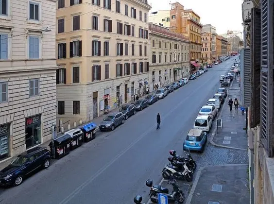 Classic Tek Büyük veya İki Ayrı Yataklı Oda