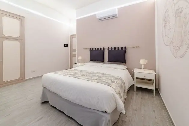 Comfort Tek Büyük Yataklı Oda, Şehir Manzaralı (Suite reale)