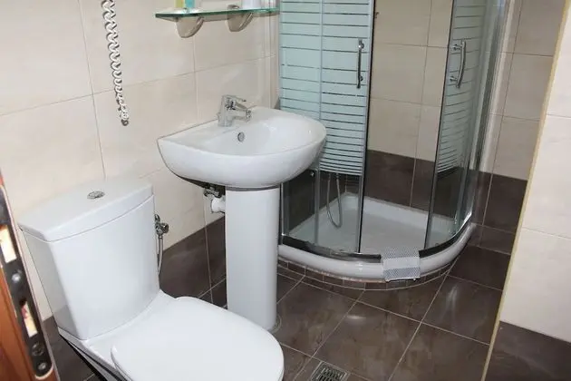 Standard Tek Büyük veya İki Ayrı Yataklı Oda
