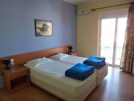 Tek Büyük Yataklı Oda