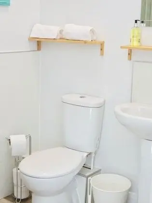 Üç Kişilik Oda, Özel Banyo