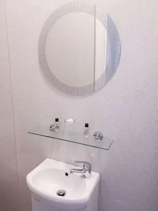 Stüdyo, Banyolu/Duşlu