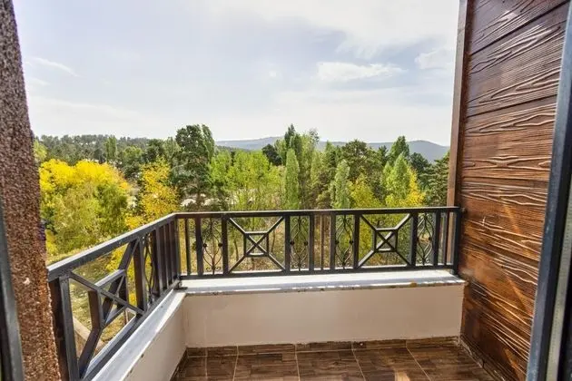 Deluxe Aile Odası, Dağ Manzaralı, Balkonlu