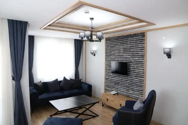 Royal Residence Aile Suite, Dağ Manzaralı, Balkonlu
